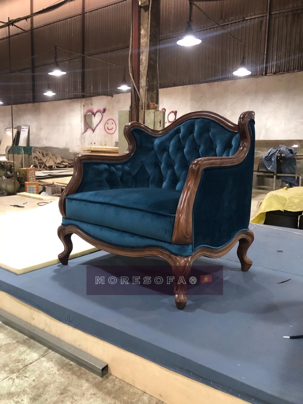 Sofa gỗ nỉ